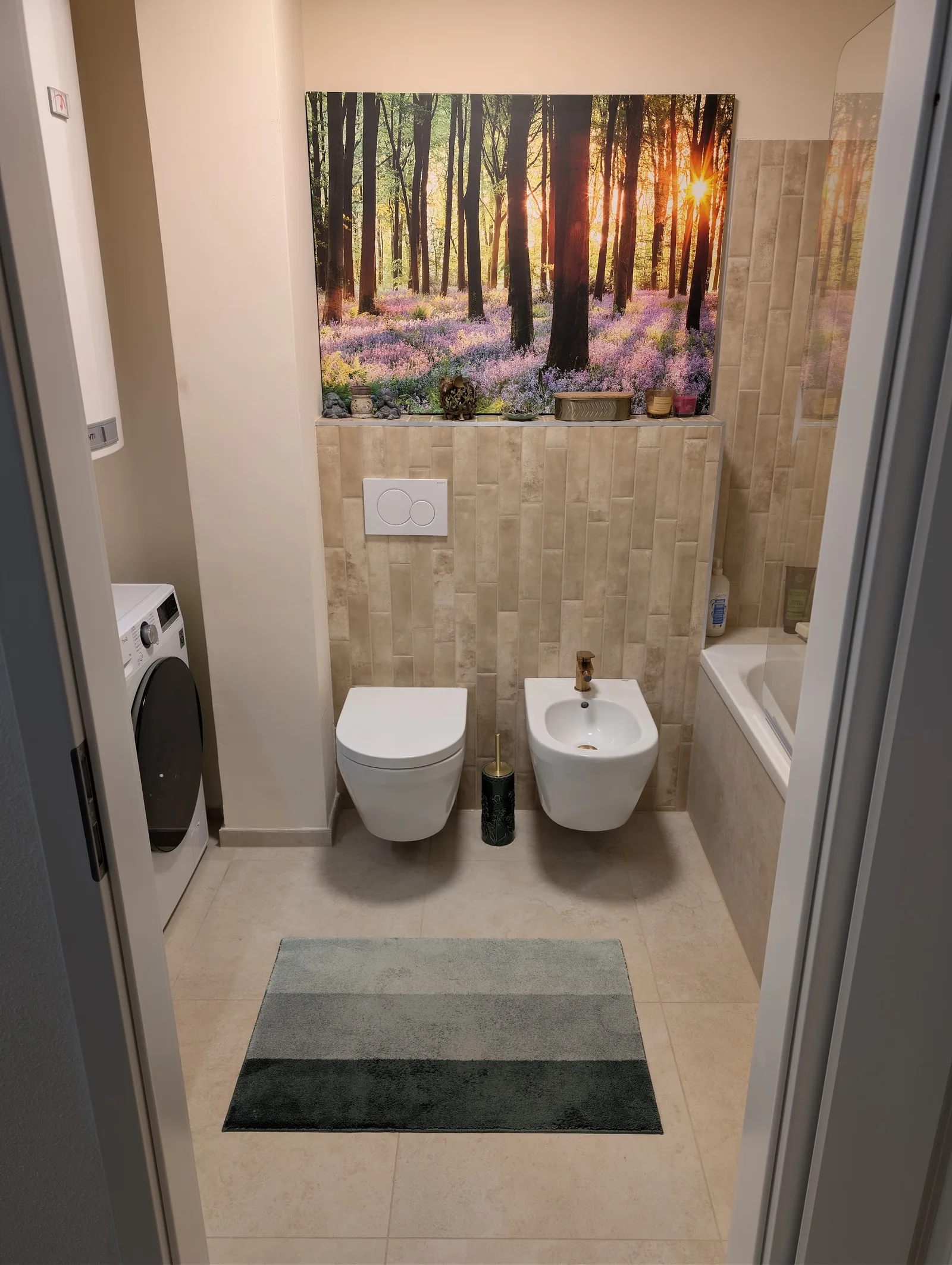 Fertiggestelltes WC und Bad